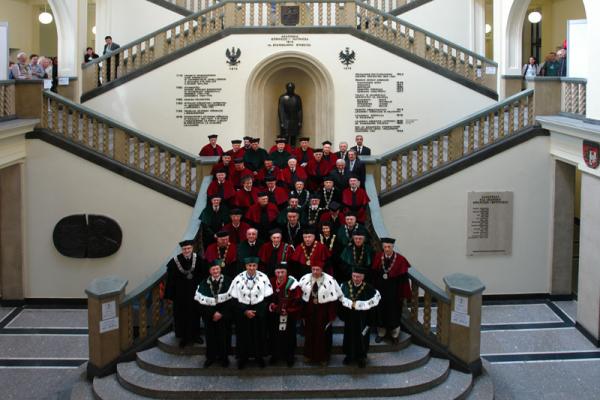 DHC AGH Jozef Niziol 1677.jpg